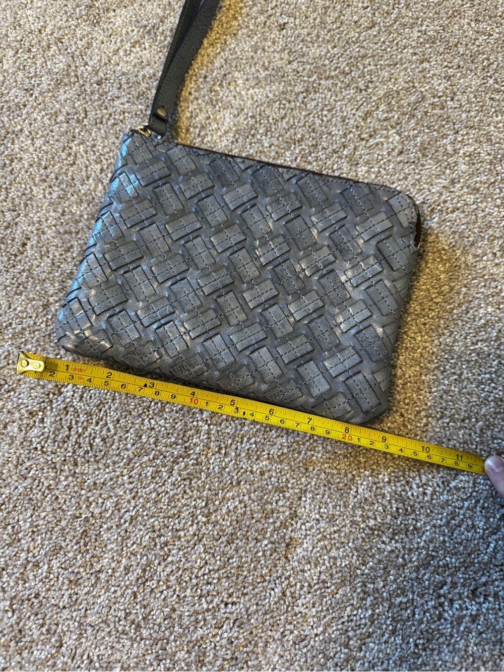 Patricia Nash Woven Pattern Zip Wristlet Clutch - Picture 3 of 5